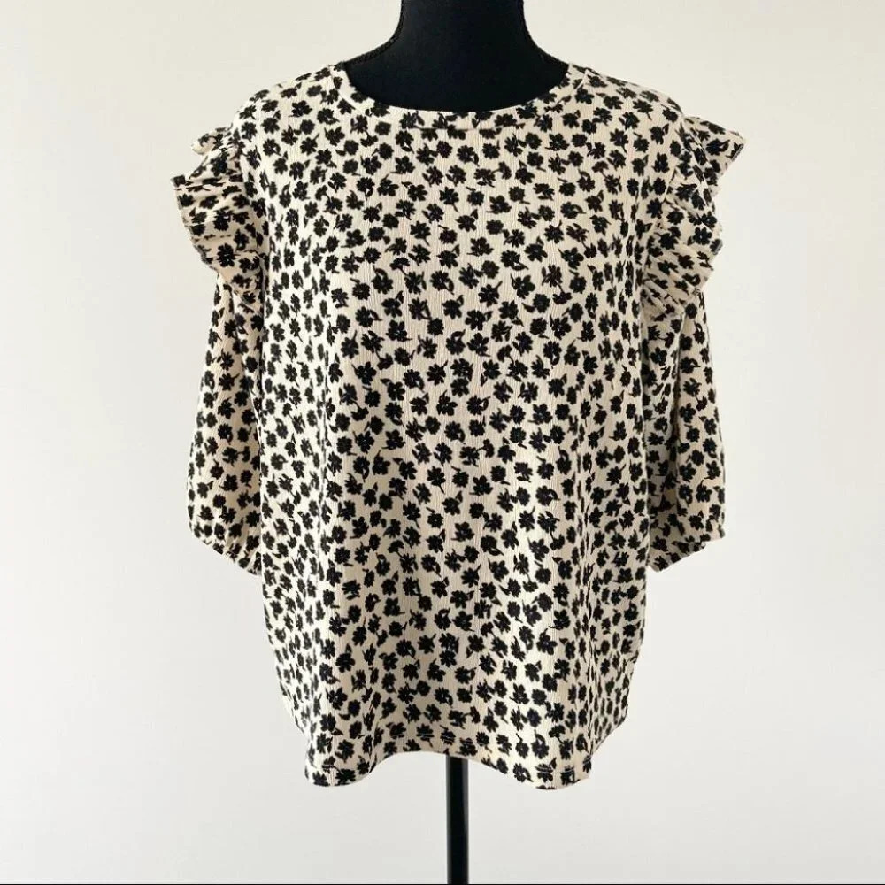 GB  Fashion London Ruffle Sleeves Babydoll Top